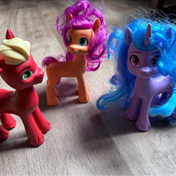 2021 My Little Pony Set - Picture 3 of 4